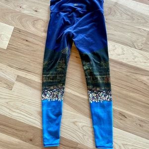 Alo Leggings